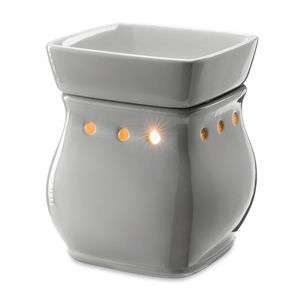 Scentsy- Classic Curve warmer